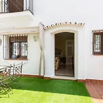 Cozy Townhouse Μαρμπέλλα