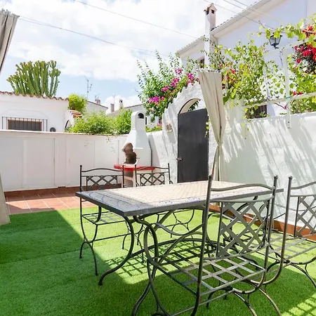 Дом отдыха Cozy Townhouse
